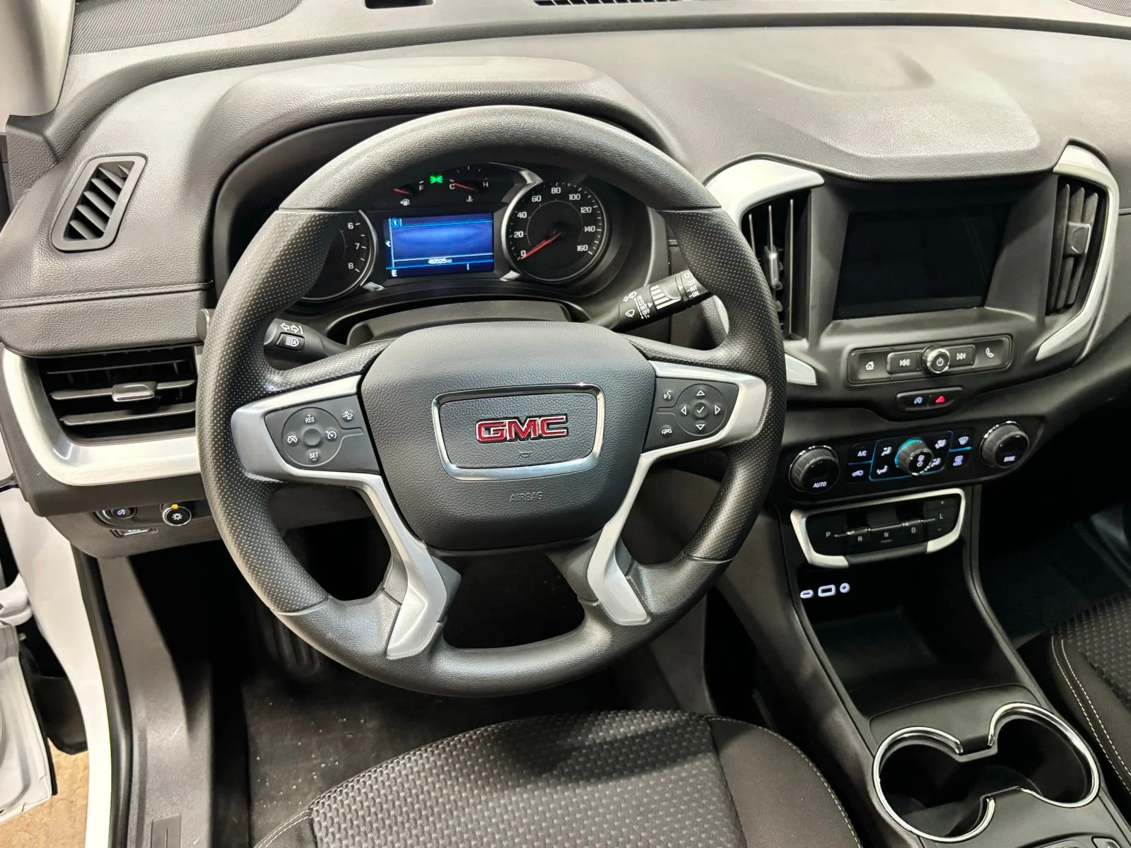 Used 2024 White GMC SLE image 14