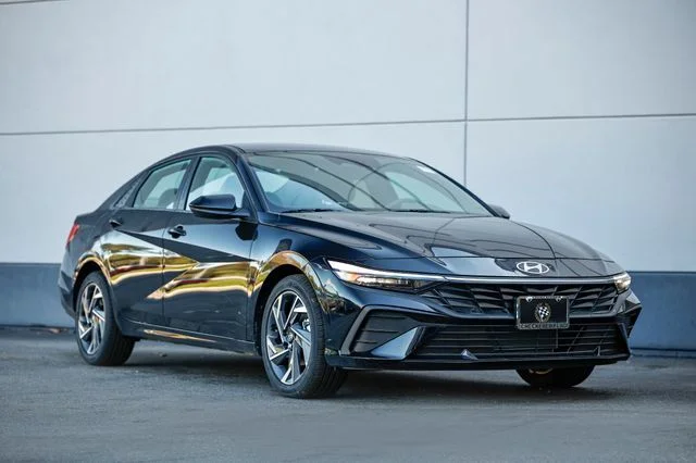 New 2026 Abyss Black Hyundai SEL Sport image 1