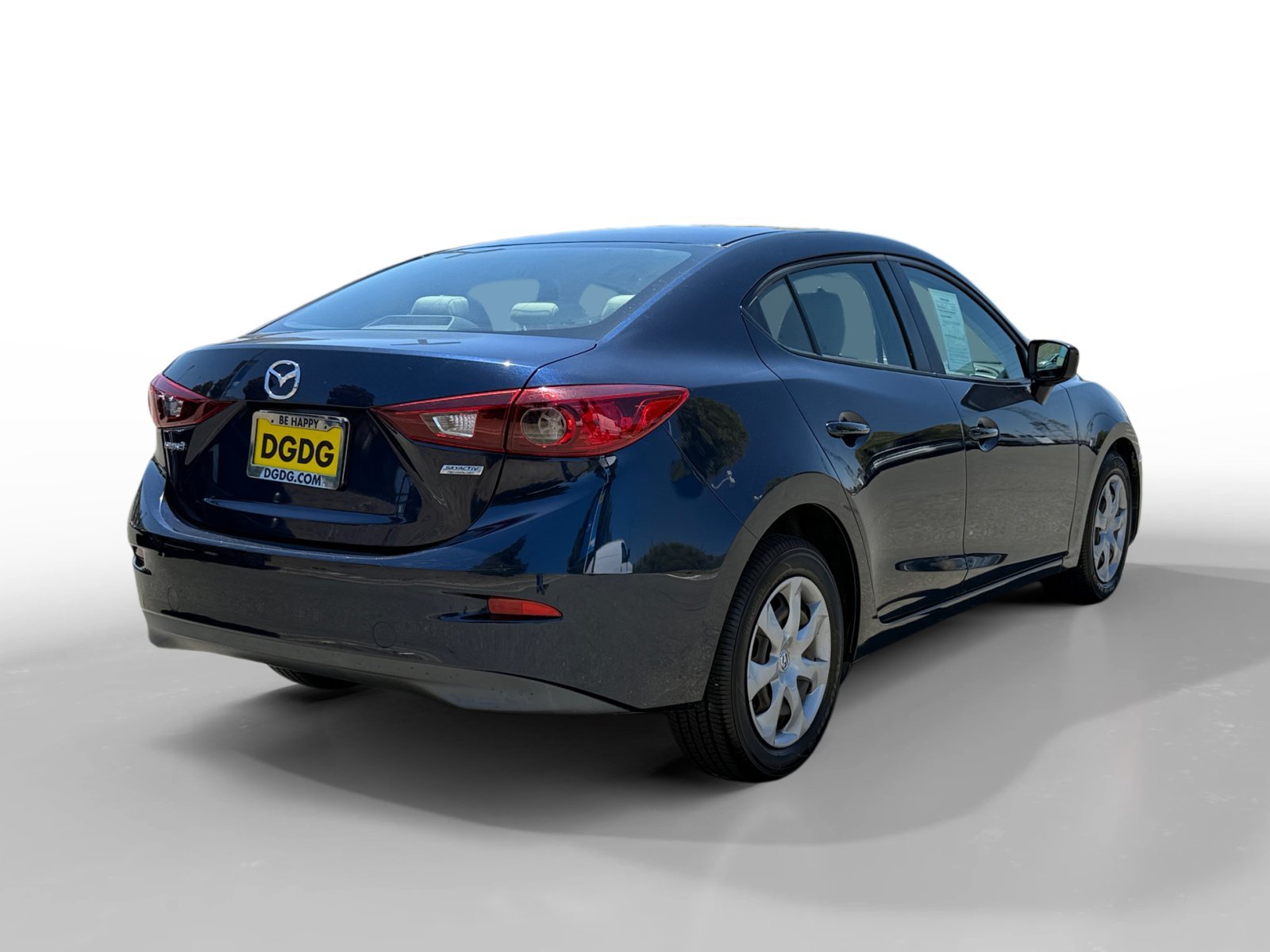Used 2015 Crystal Blue Mazda i Sport image 5