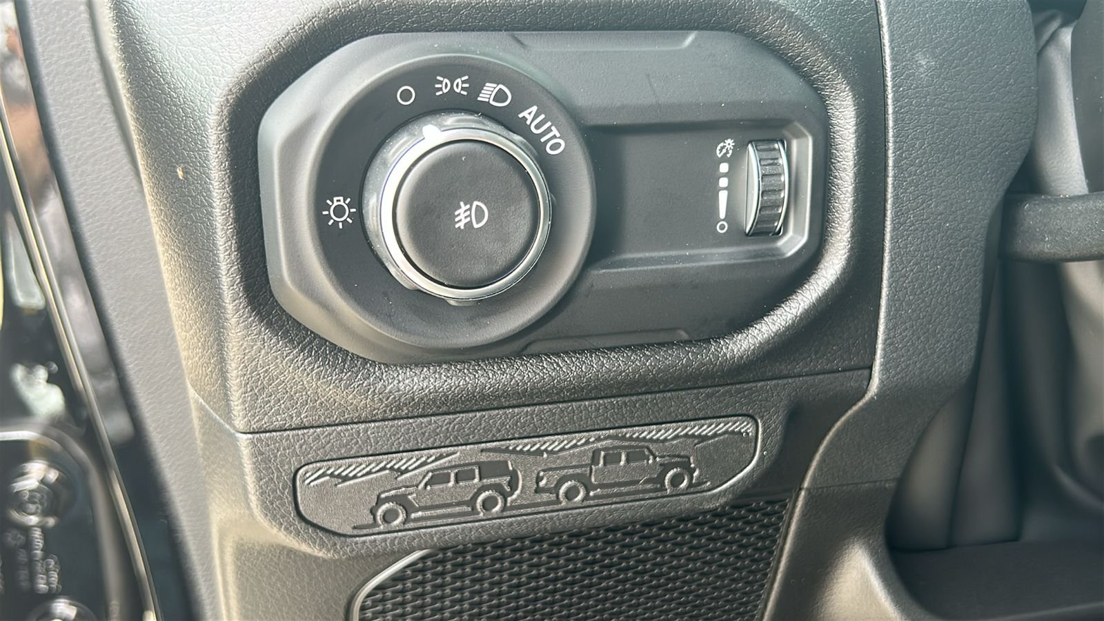 New 2026 Black Clearcoat Jeep Sport S image 21