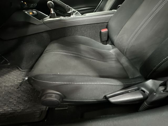 Certified Used 2025 Red Mazda Club image 18