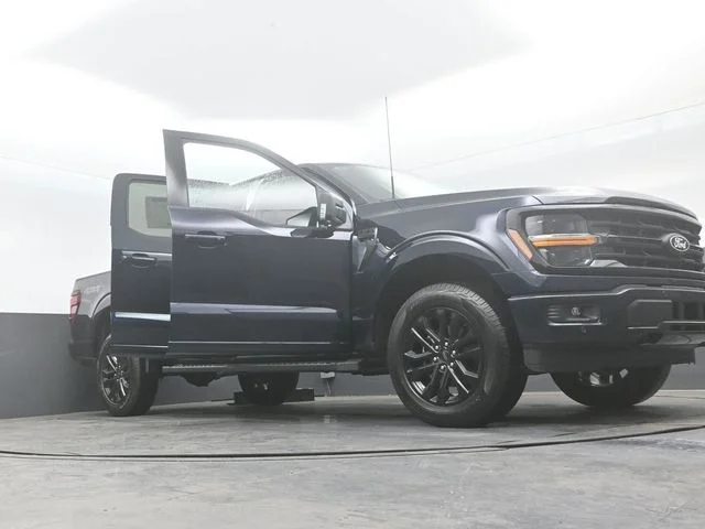 New 2026 Antimatter Blue Metallic Ford XLT image 29