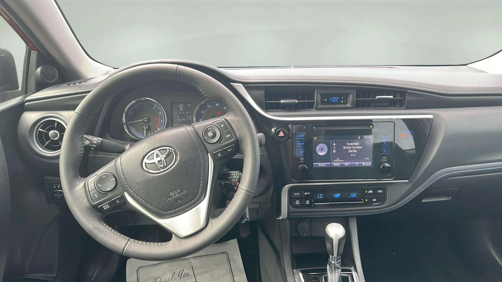 Used 2018 Red Toyota SE image 14