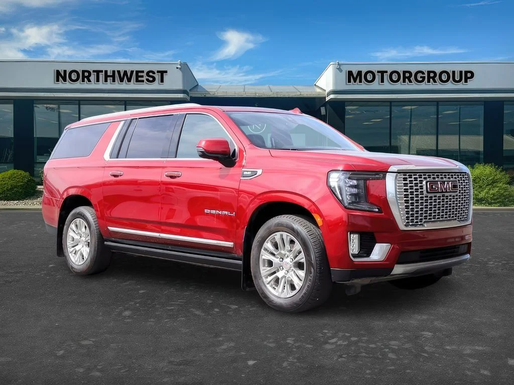 2021 GMC Yukon Denali's photo