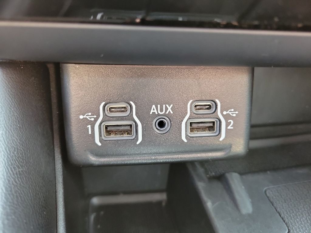 Used 2022 White Dodge R/T image 28