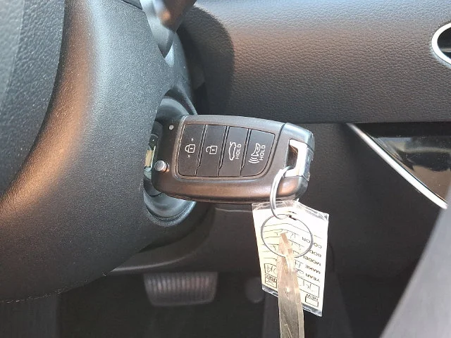 Certified Used 2023 Red Hyundai SE image 21