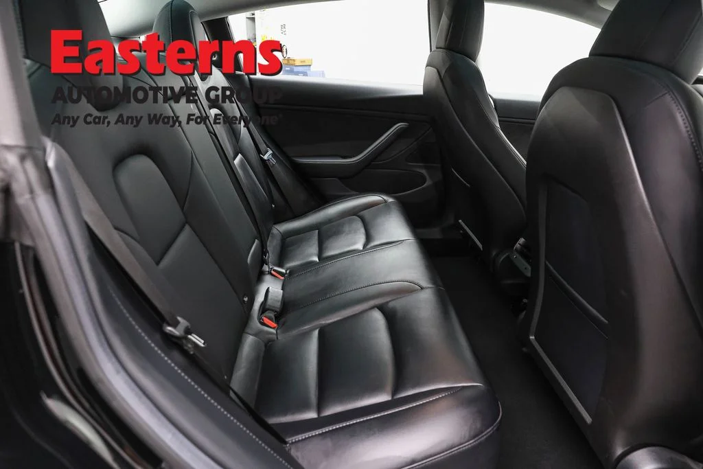 Used 2018 Black Tesla Long Range image 17
