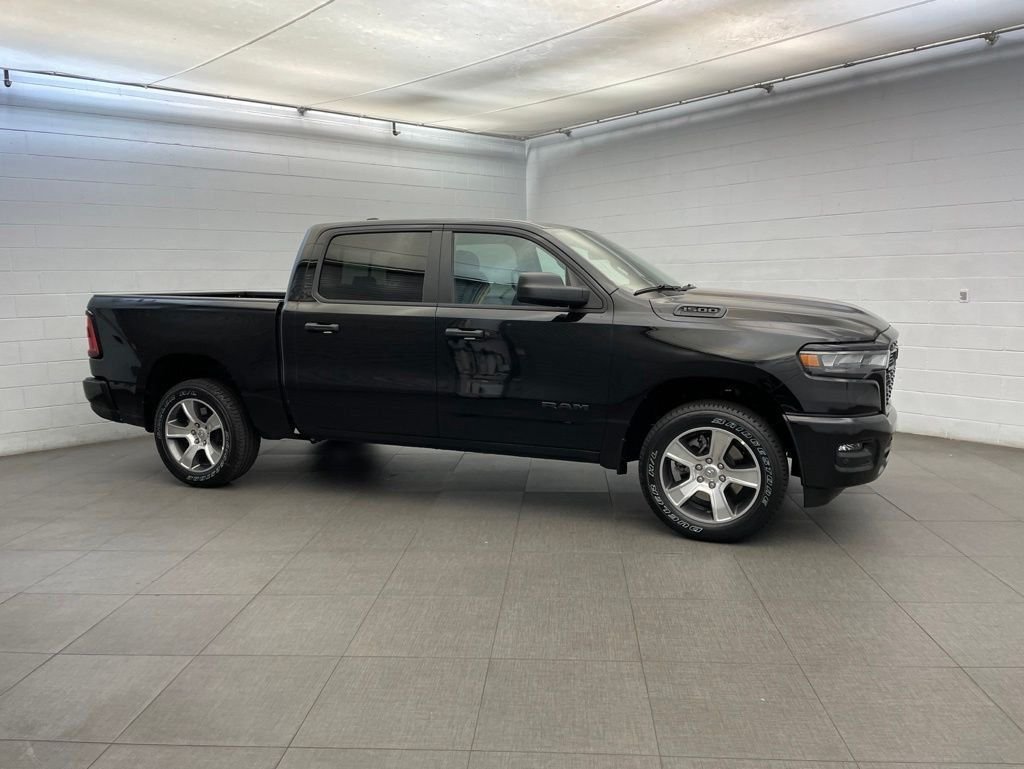 New 2026 Diamond Black Crystal Pearl-Coat Exterior Paint RAM Express image 2