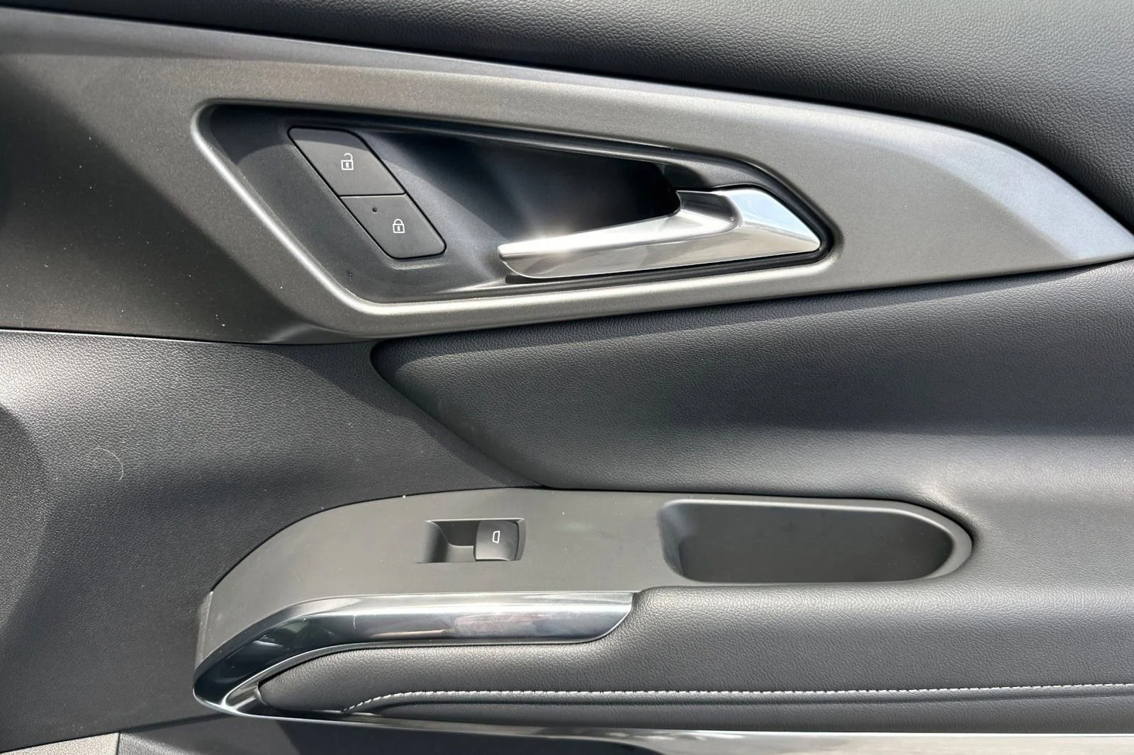 2025 Chevrolet Traverse LT - Photo 20