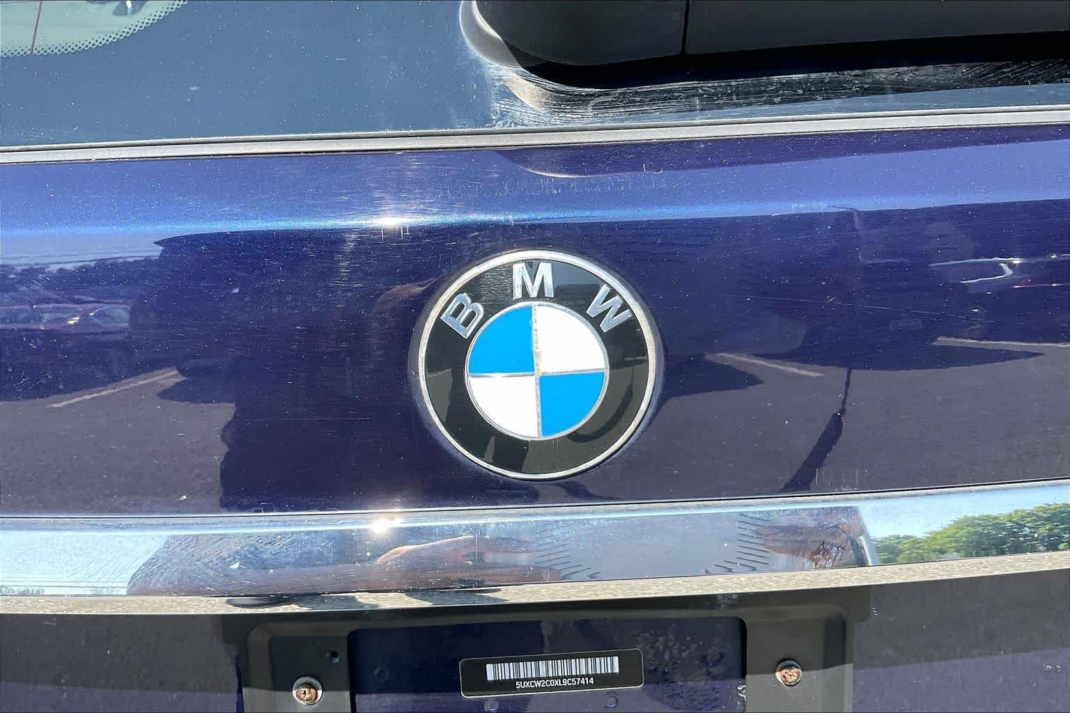 Used 2020 Tanzanite Blue II Metallic BMW xDrive40i image 32