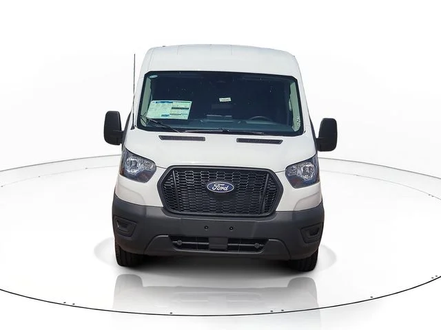 New 2026 Oxford White Ford Base image 2