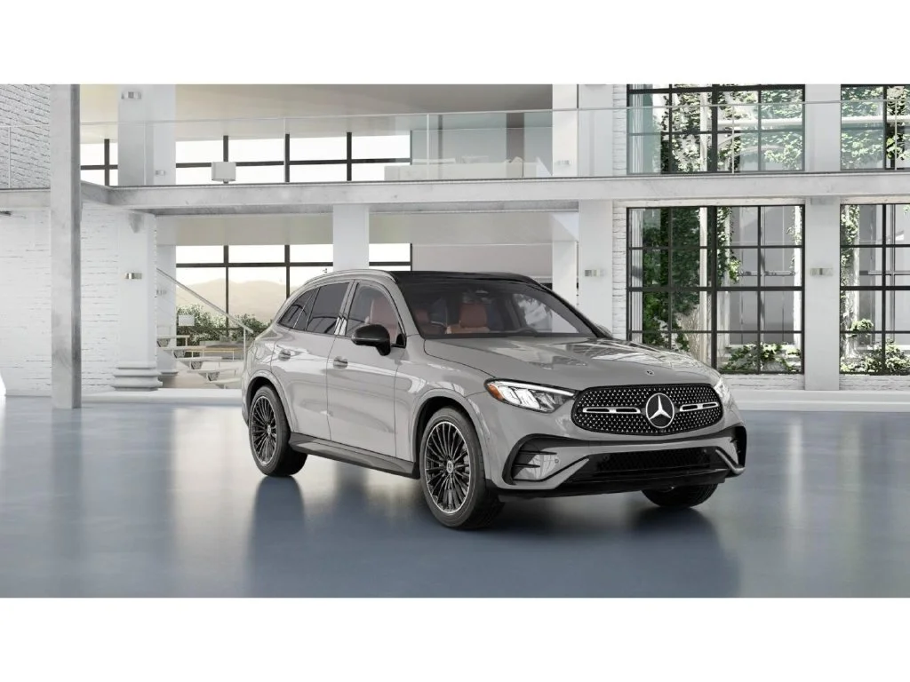 New 2027 White Mercedes-Benz GLC 300 image 10