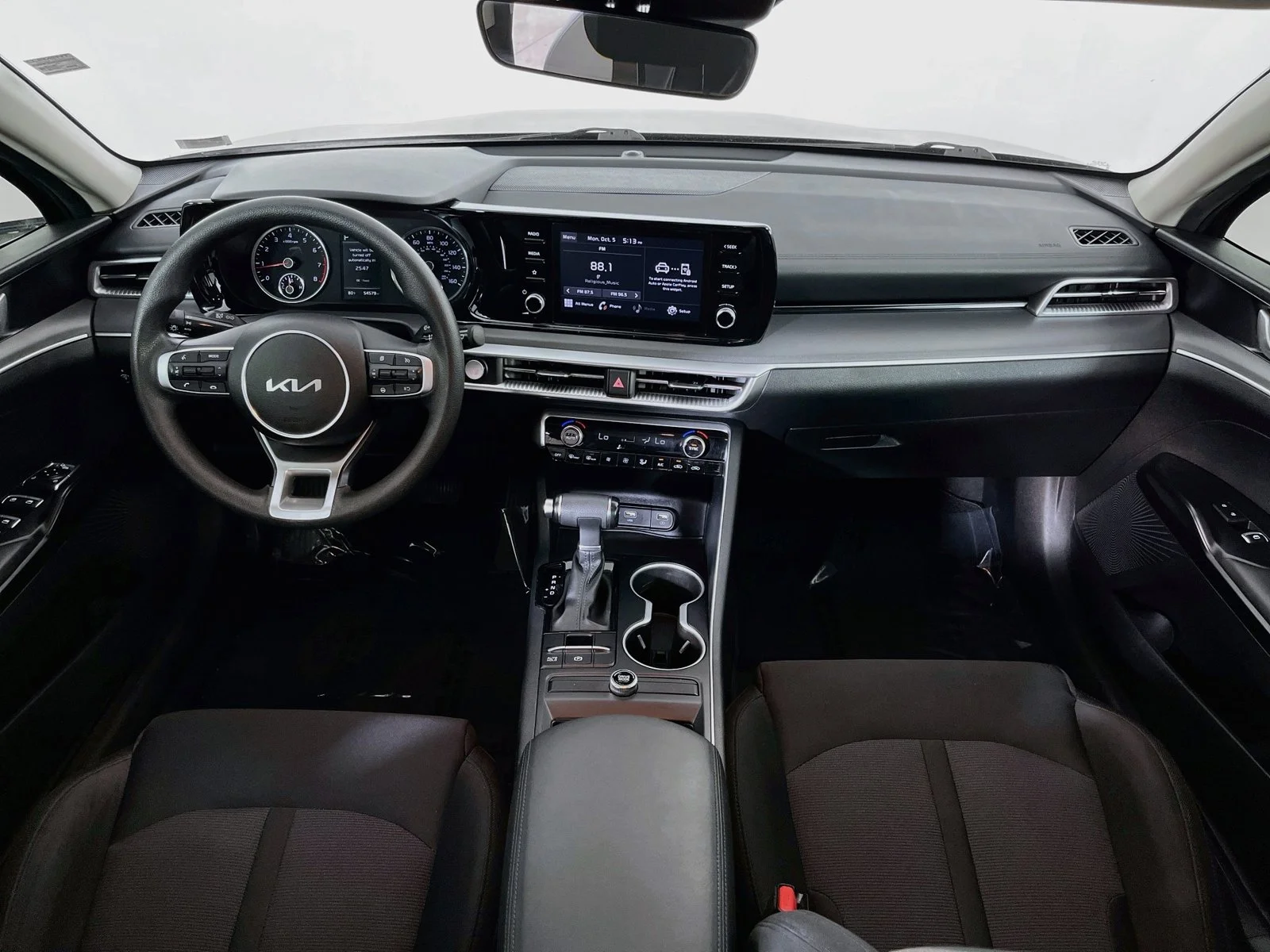Used 2023 Gray Kia LXS image 11