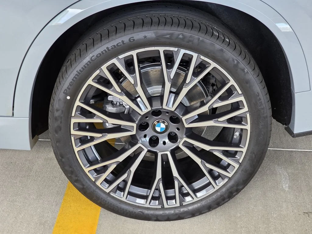 New 2026 Gray BMW sDrive40i image 5