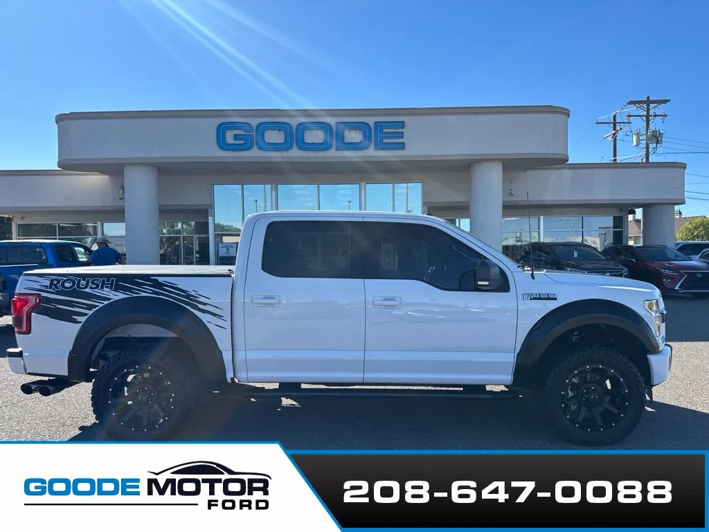 Used 2017 White Ford XLT image 4