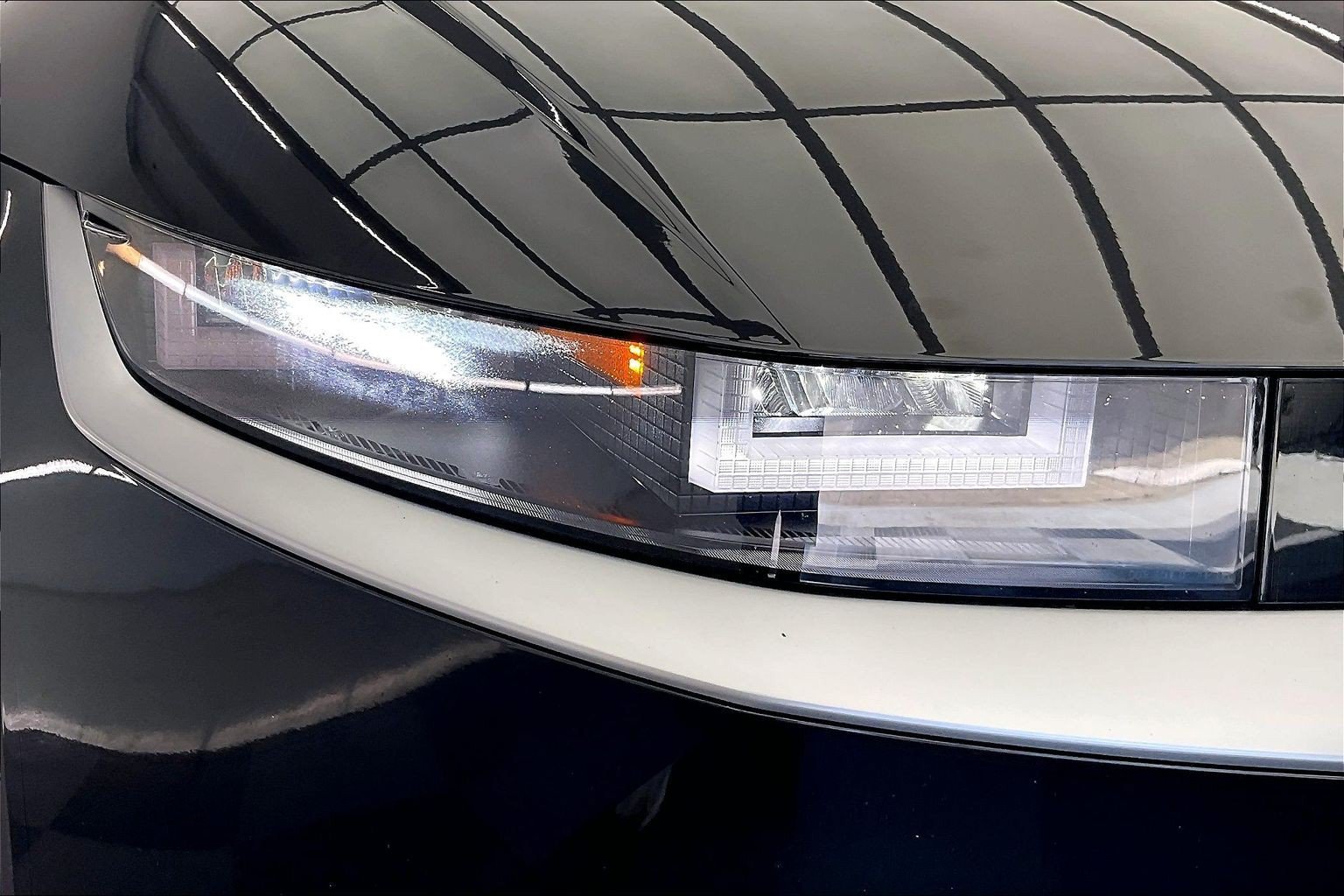 Used 2024 Abyss Black Hyundai SEL image 28