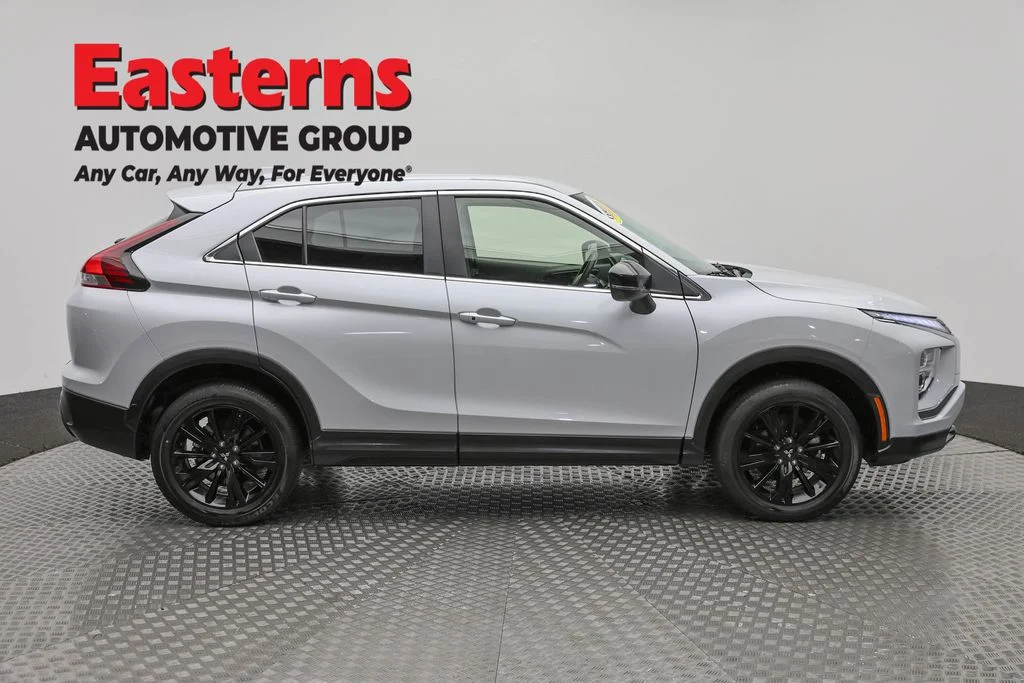 Used 2024 White Mitsubishi LE image 4