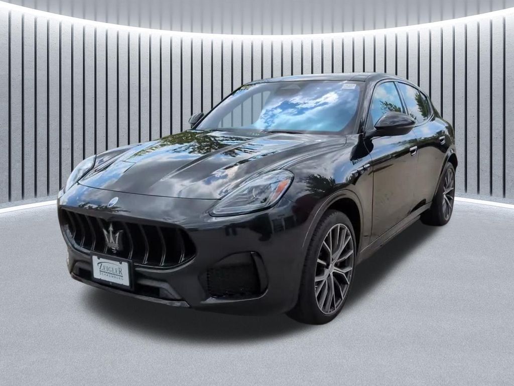 Used 2023 Black Maserati Modena image 16
