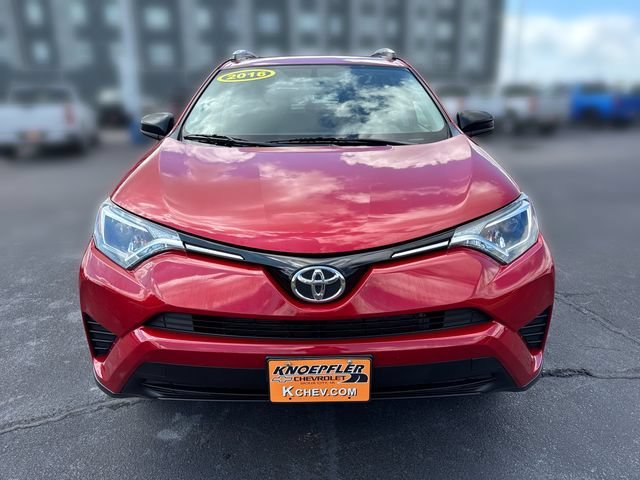 Used 2016 Red Toyota LE image 8