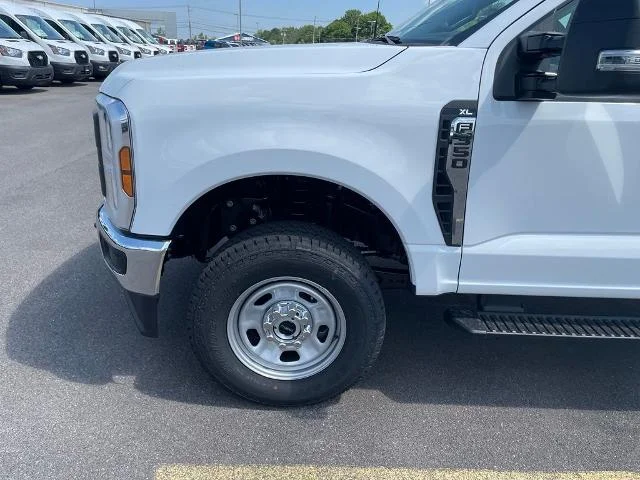 New 2026 Oxford White Ford F-350® XL image 36