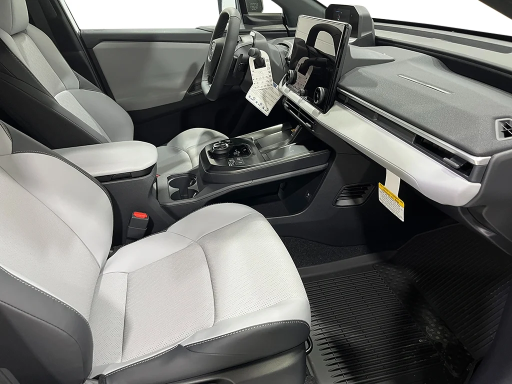 2026 Subaru Solterra Premium - Photo 24