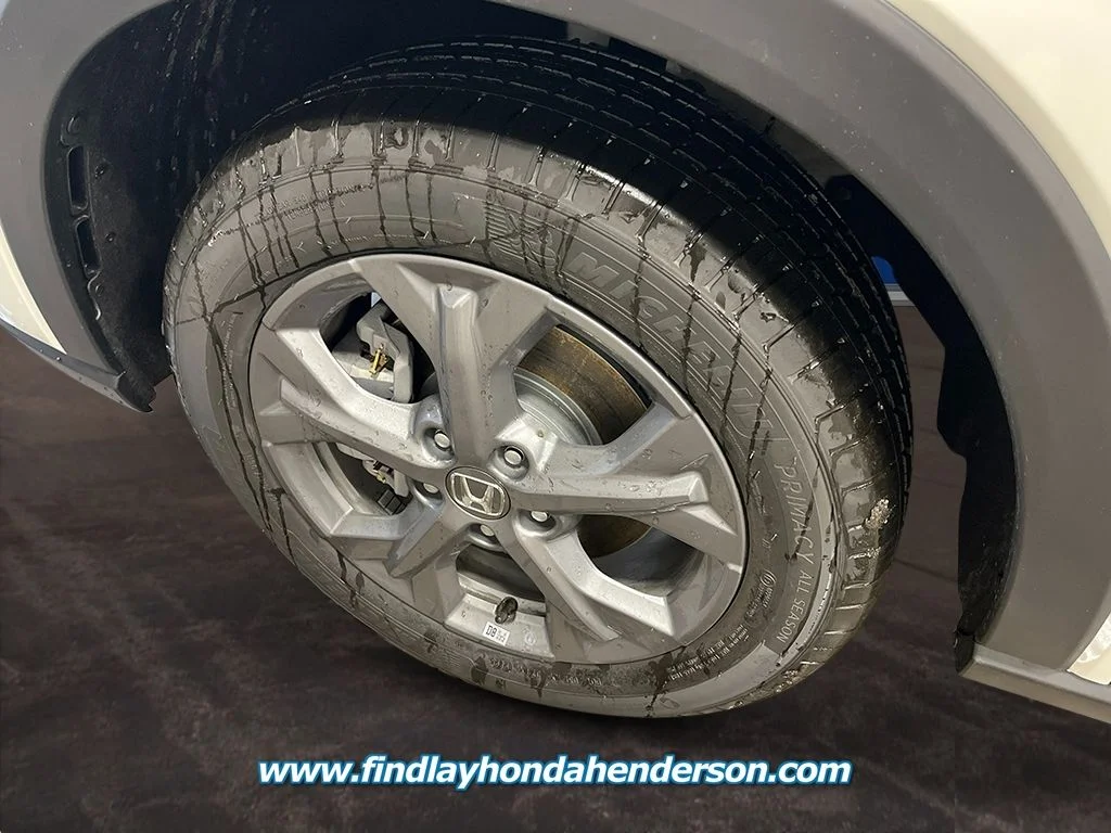 New 2027 Platinum White Pearl Honda LX image 10