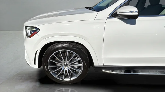 Used 2021  Mercedes-Benz GLE 450 image 41