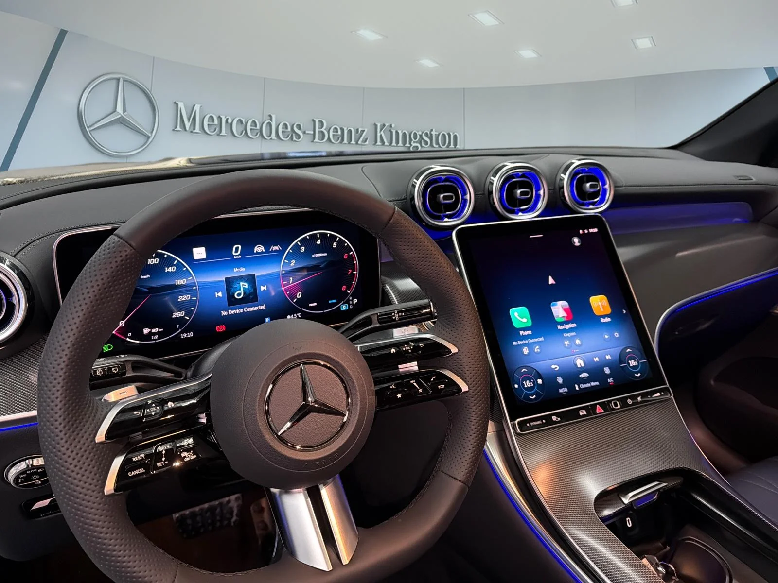 New 2026 White Mercedes-Benz 300 4matic Suv image 11