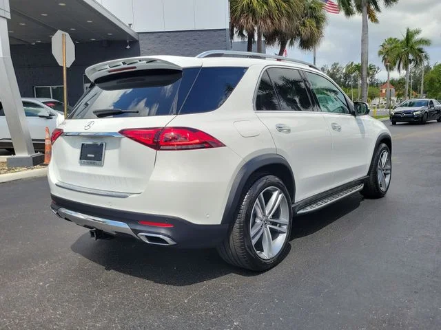 Used 2022 White Mercedes-Benz GLE 350 image 4