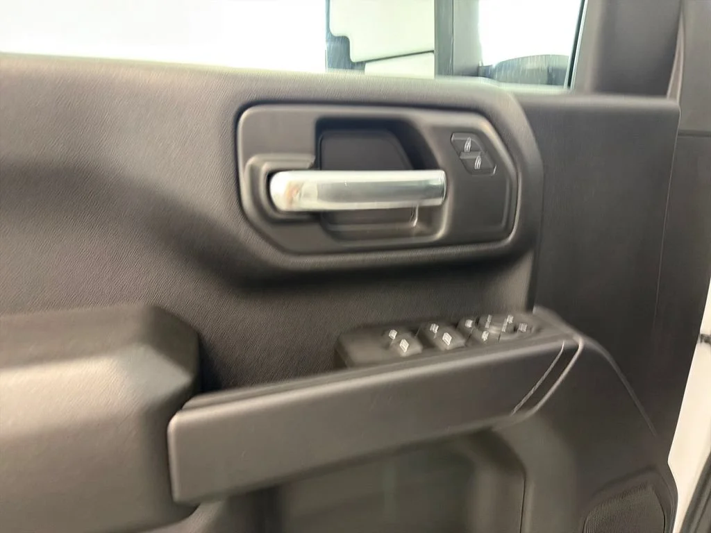 New 2026 Summit White Chevrolet Work Truck image 14