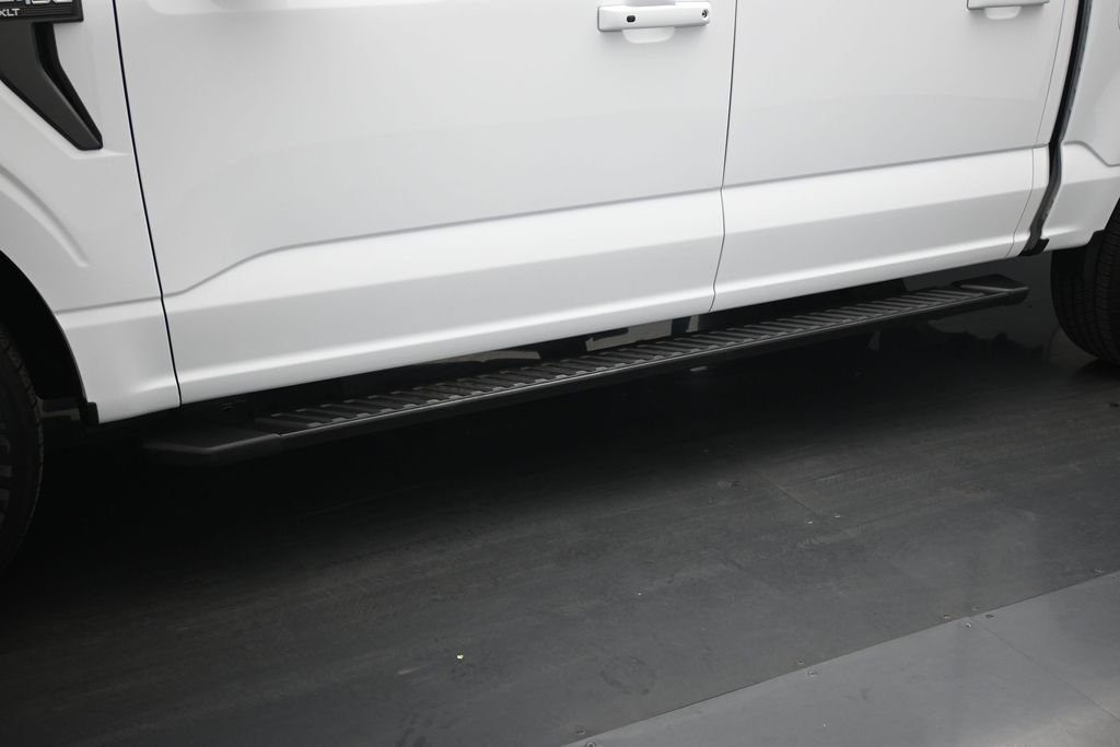 Certified Used 2023 White Ford XLT image 26