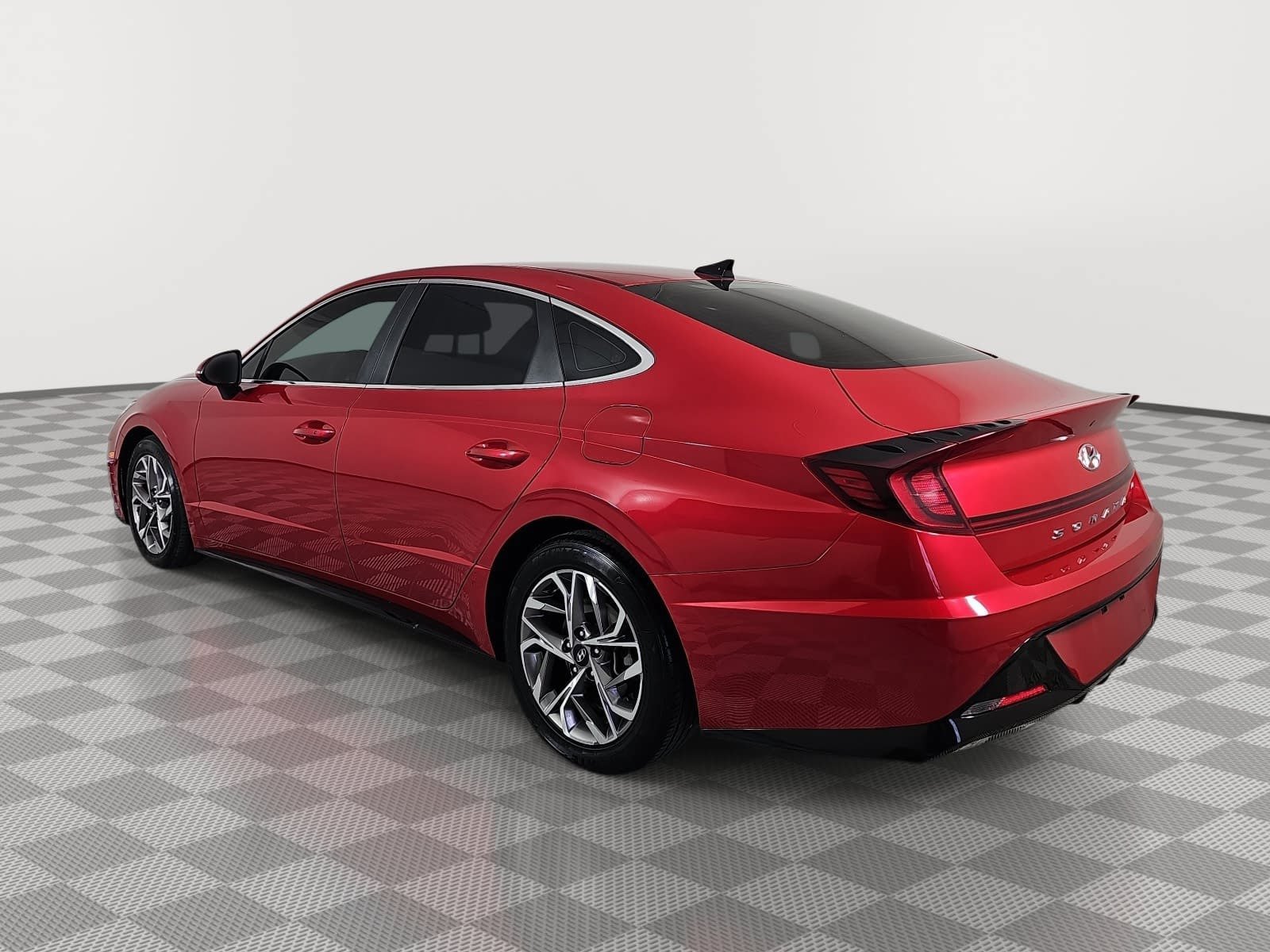 Used 2021 Red Hyundai SEL image 6