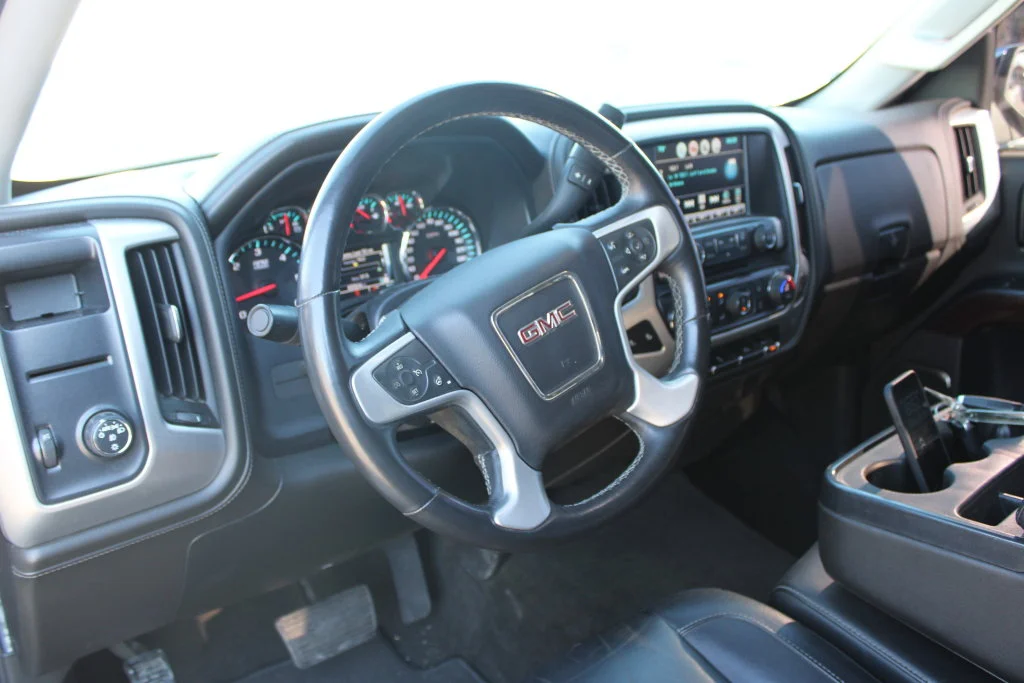 Used 2017 Black GMC SLT image 28