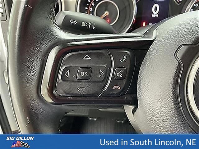 Used 2018 Bright White Clearcoat Jeep Sport S image 9