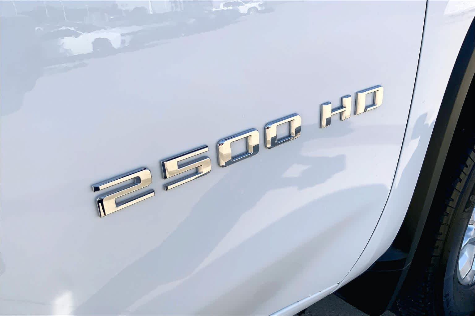 Used 2021 Summit White Chevrolet LTZ image 19
