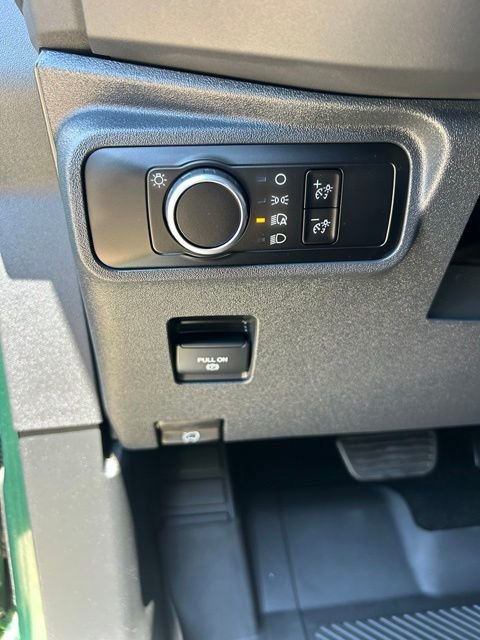 Used 2025 Green Ford Base image 13