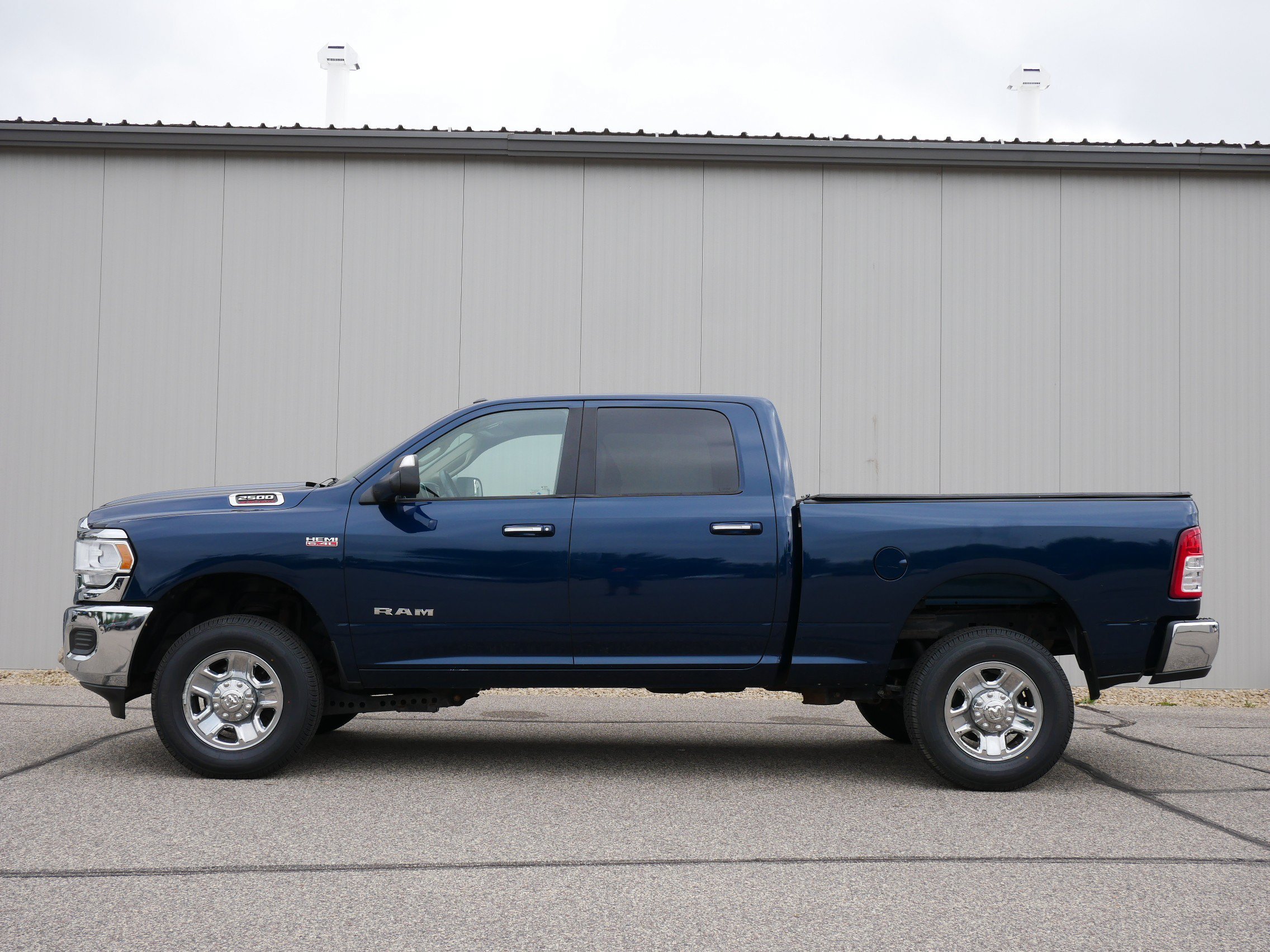 Used 2019 RAM Ram 2500 Pickup Big Horn with VIN 3C6UR5DJ4KG611193 for sale in Hastings, Minnesota