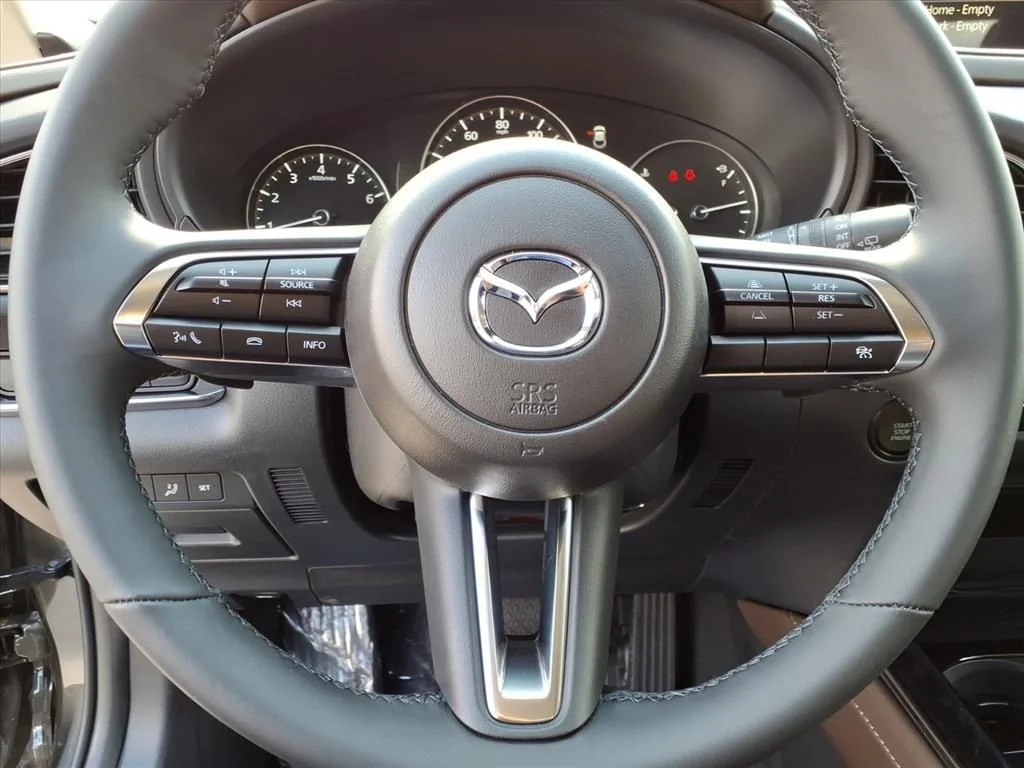 2025 Mazda CX-30 Premium - Photo 24