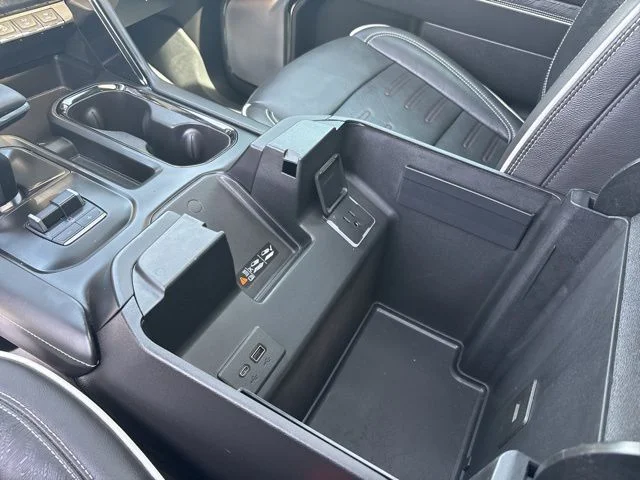 Used 2023 White GMC AT4X image 20