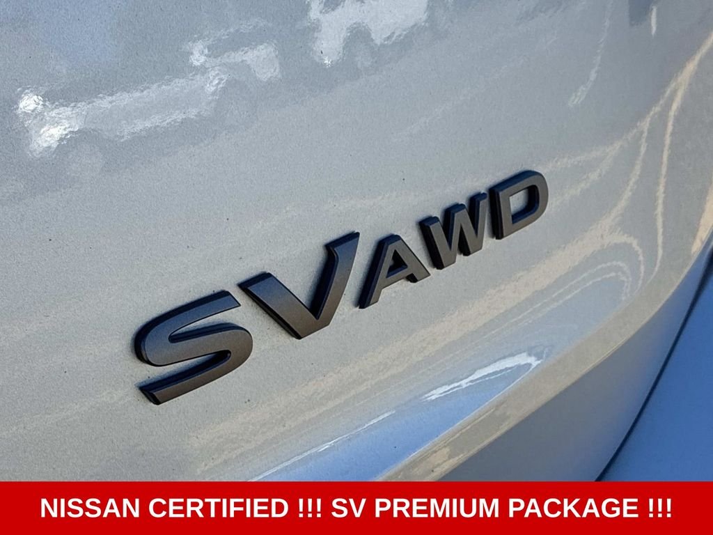 Used 2024 Silver Nissan SV image 12