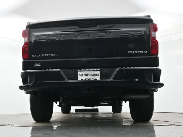 Used 2026 Black Chevrolet Custom image 26