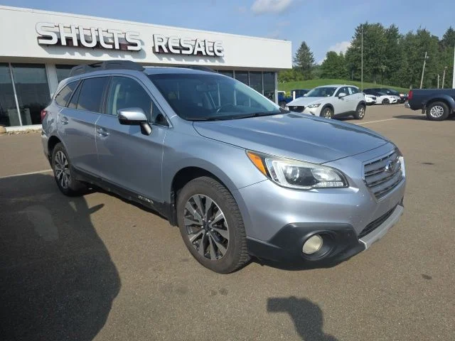 Used 2015 Silver Subaru 2.5i image 4