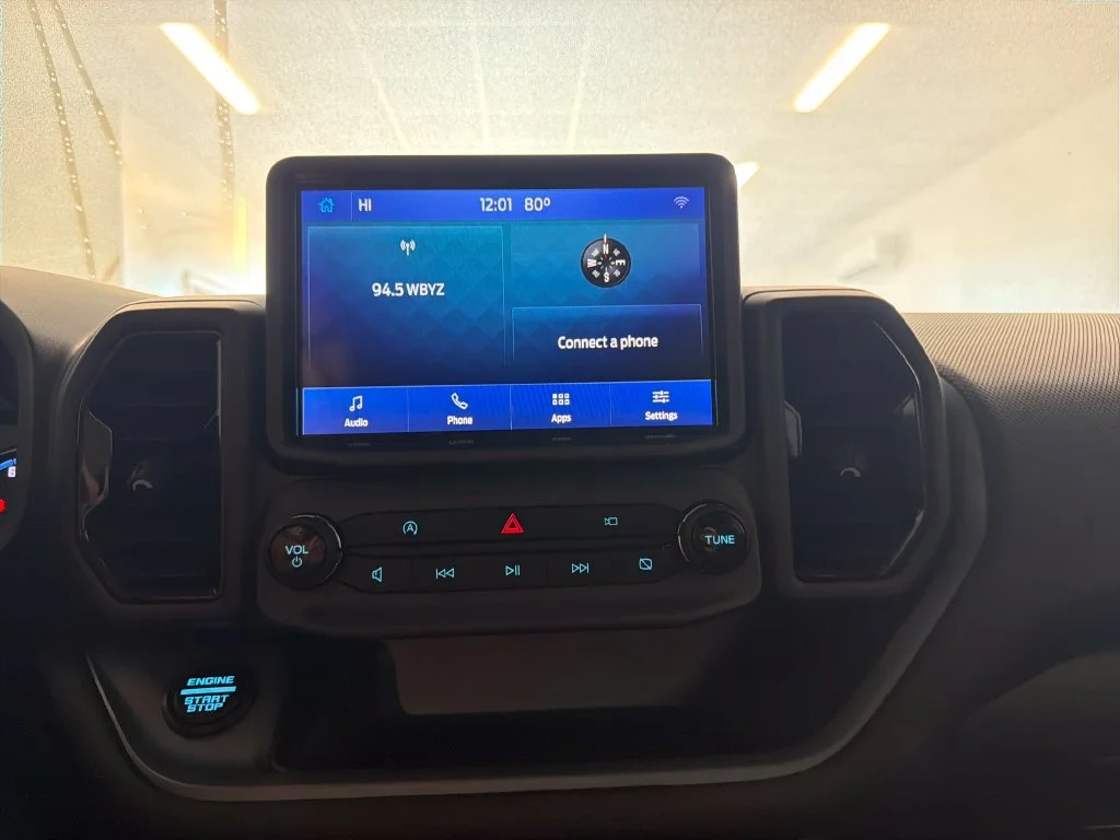 Used 2022 White Ford Badlands image 14