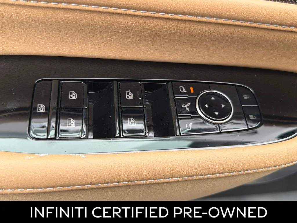 Certified Used 2026 Black Obsidian INFINITI LUXE image 31