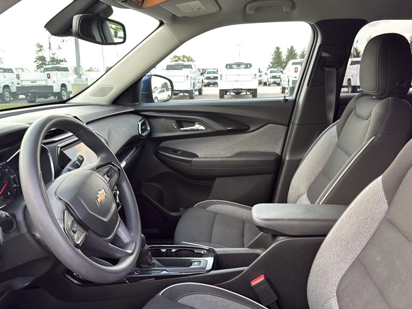 Used 2023 Blue Glow Metallic Chevrolet LT image 7
