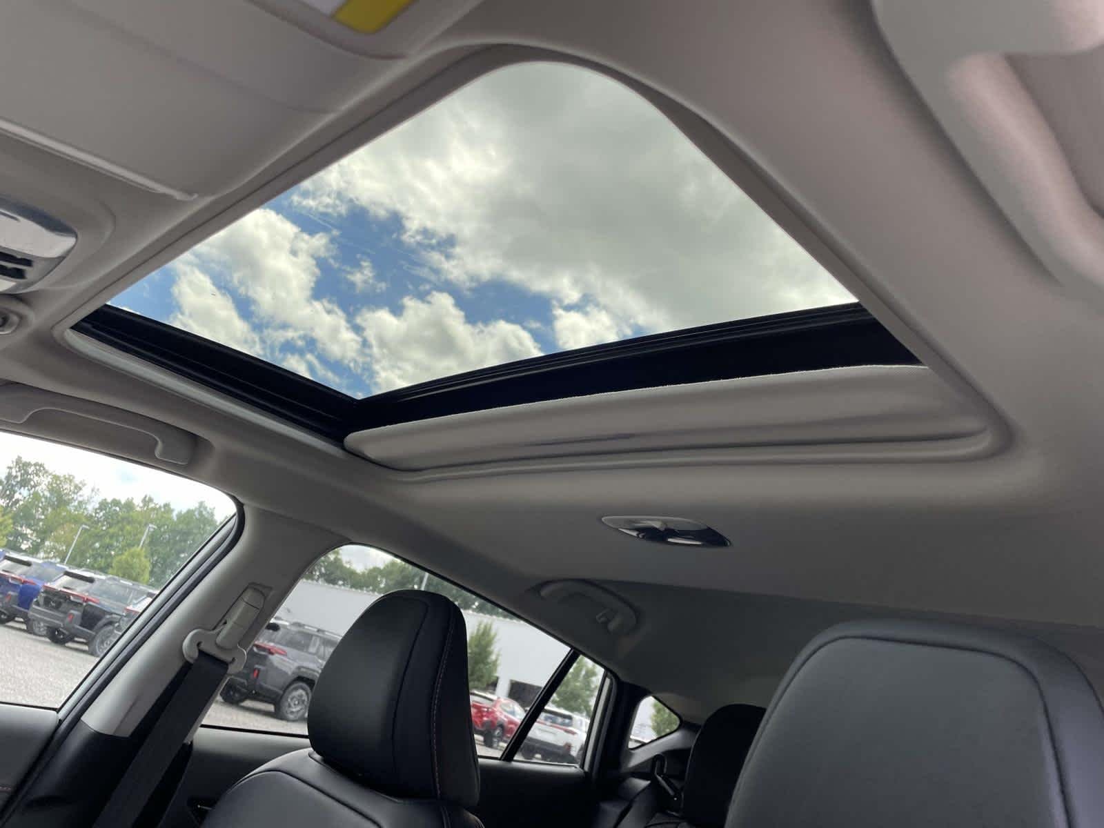 New 2026 Crystal White Pearl Subaru Limited image 3