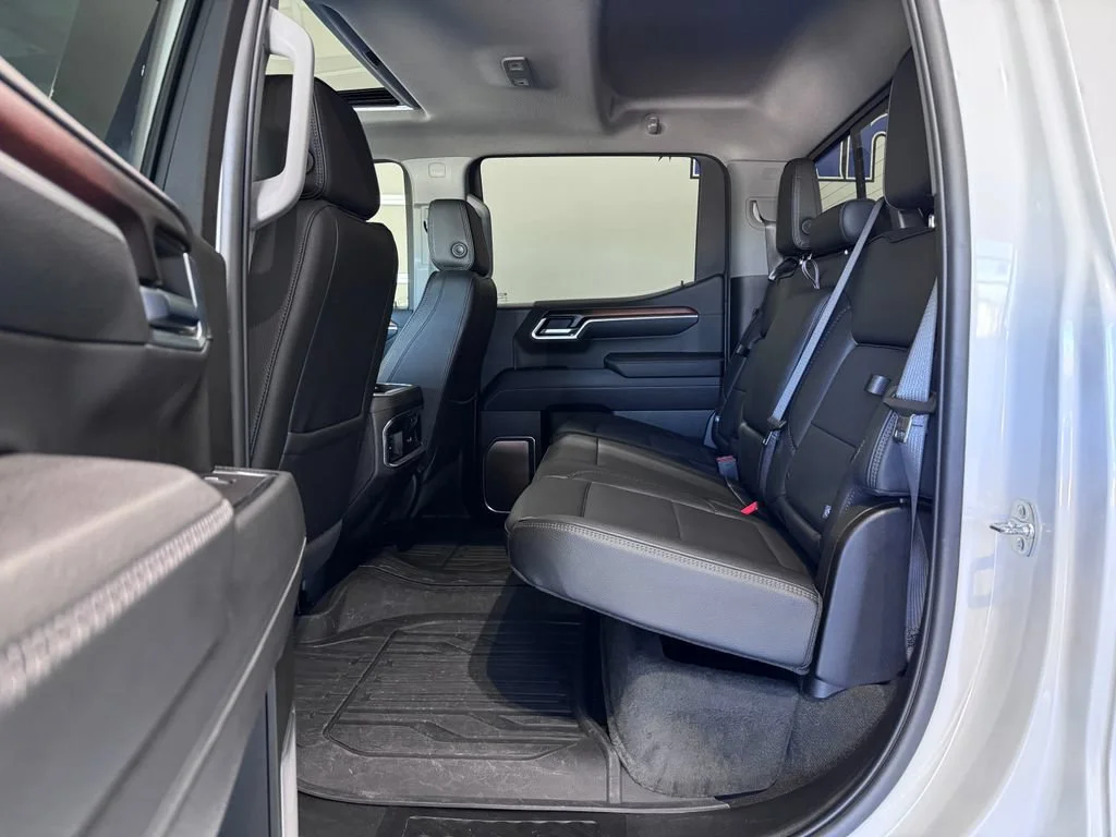 Certified Used 2025 White Frost Tricoat GMC Denali image 13