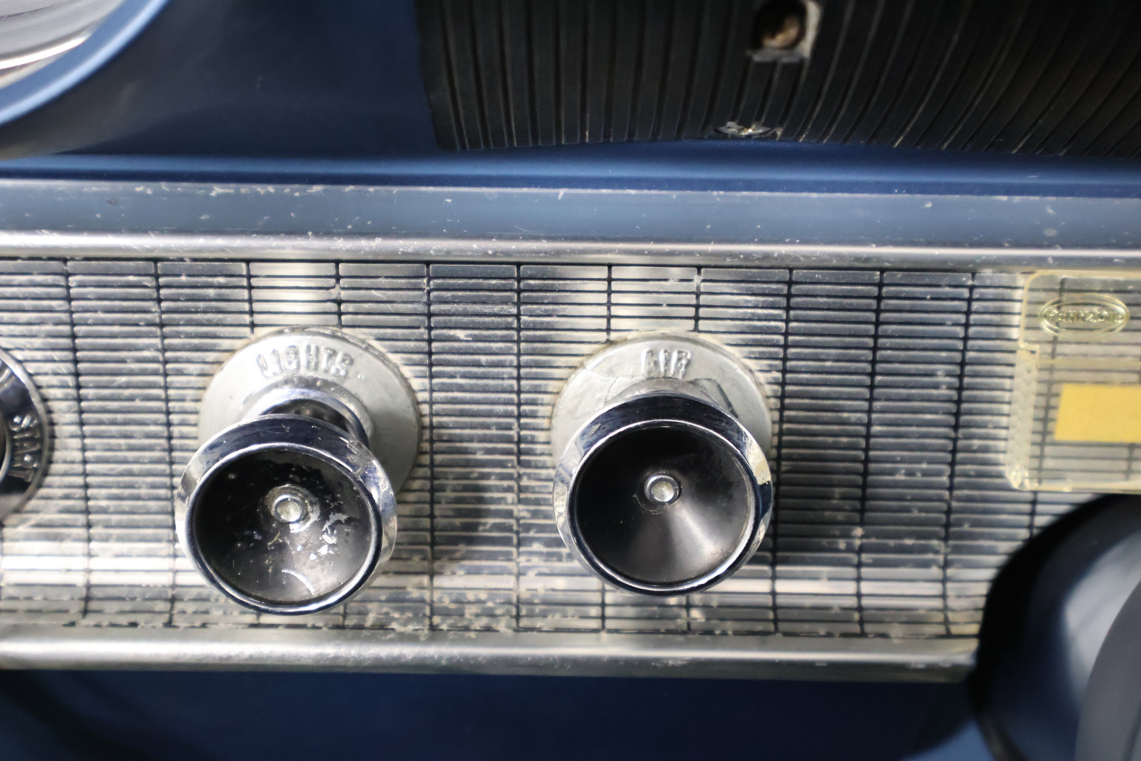 Used 1963 White Ford  image 39