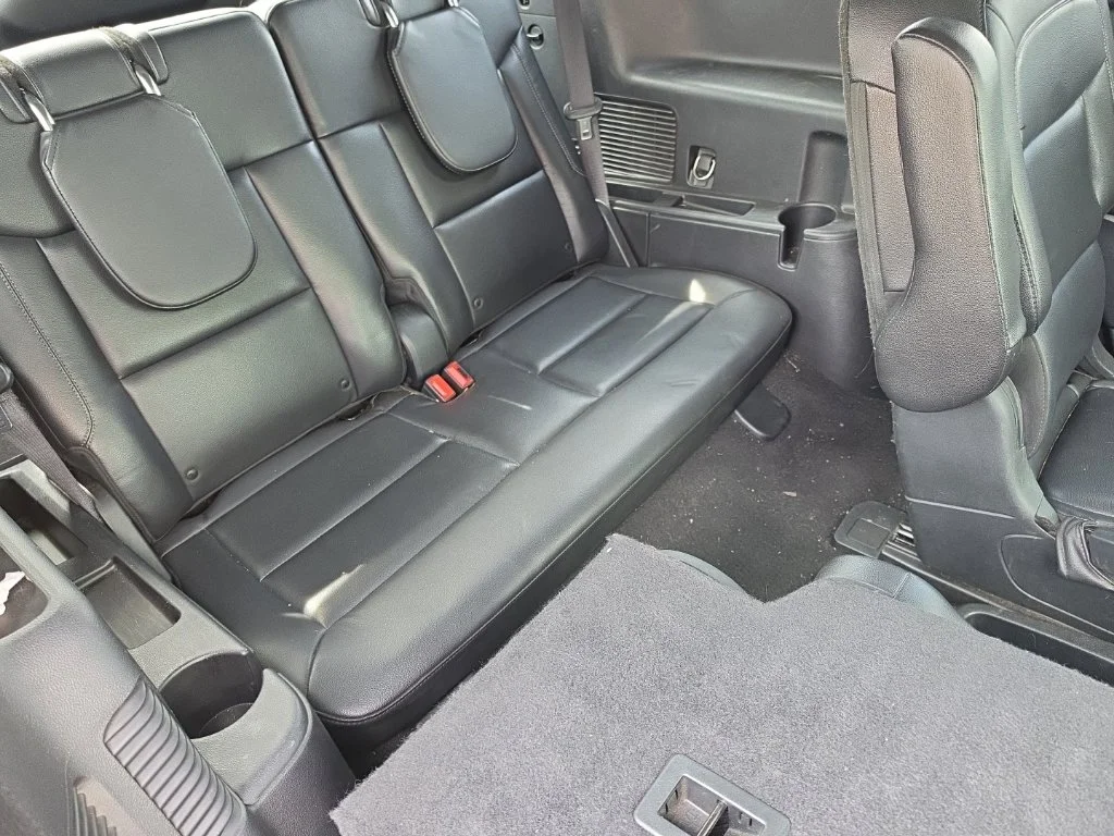 Used 2020 Black Ford XLT image 7