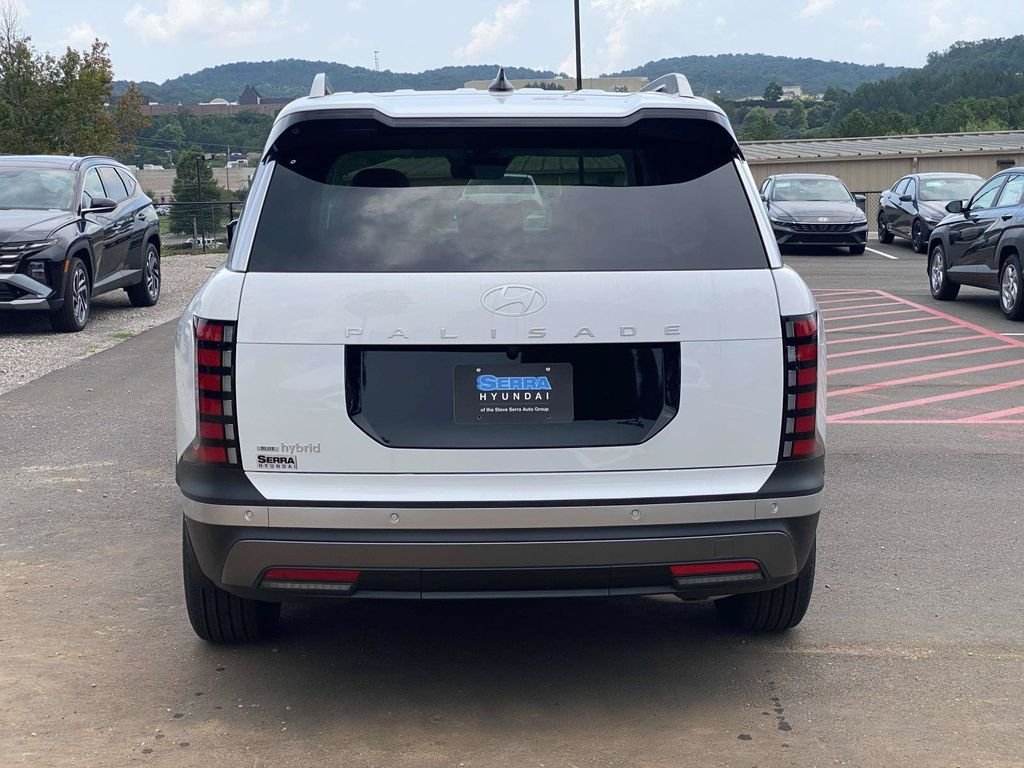 New 2026 White Hyundai Blue SEL Premium 8P image 4